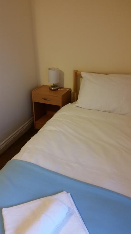 Livingston Ideal Commuter House Luaran gambar